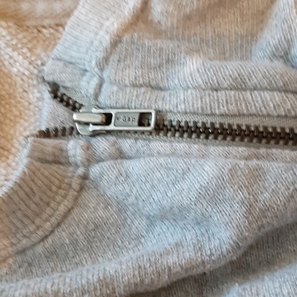 Sweatshirt - Picture 4 of 4